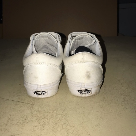 Vans - Picture 3 of 10